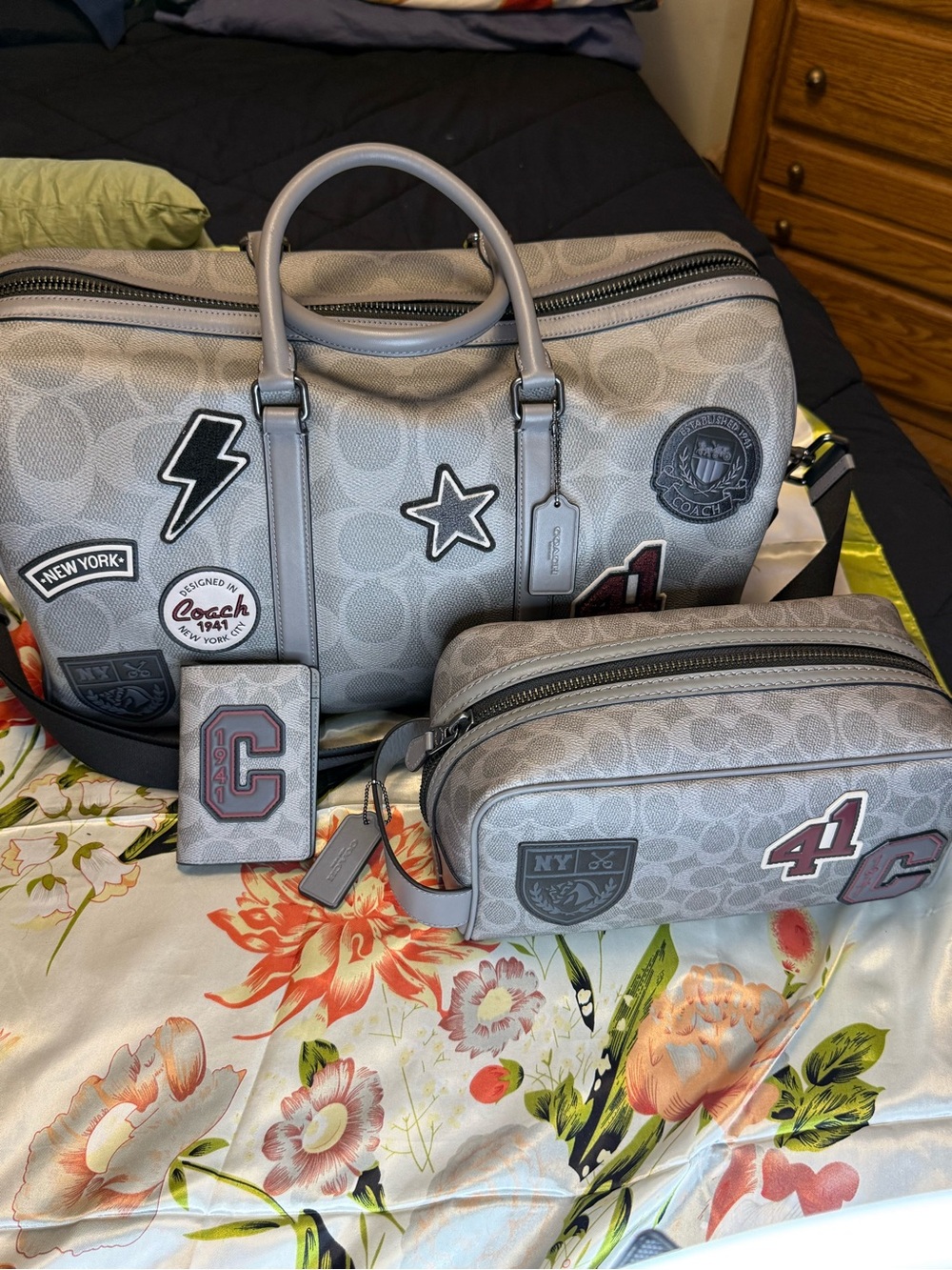 Coach Venturer Bag in Maxi Signature Canvas w/ Patches – 3PC Set
